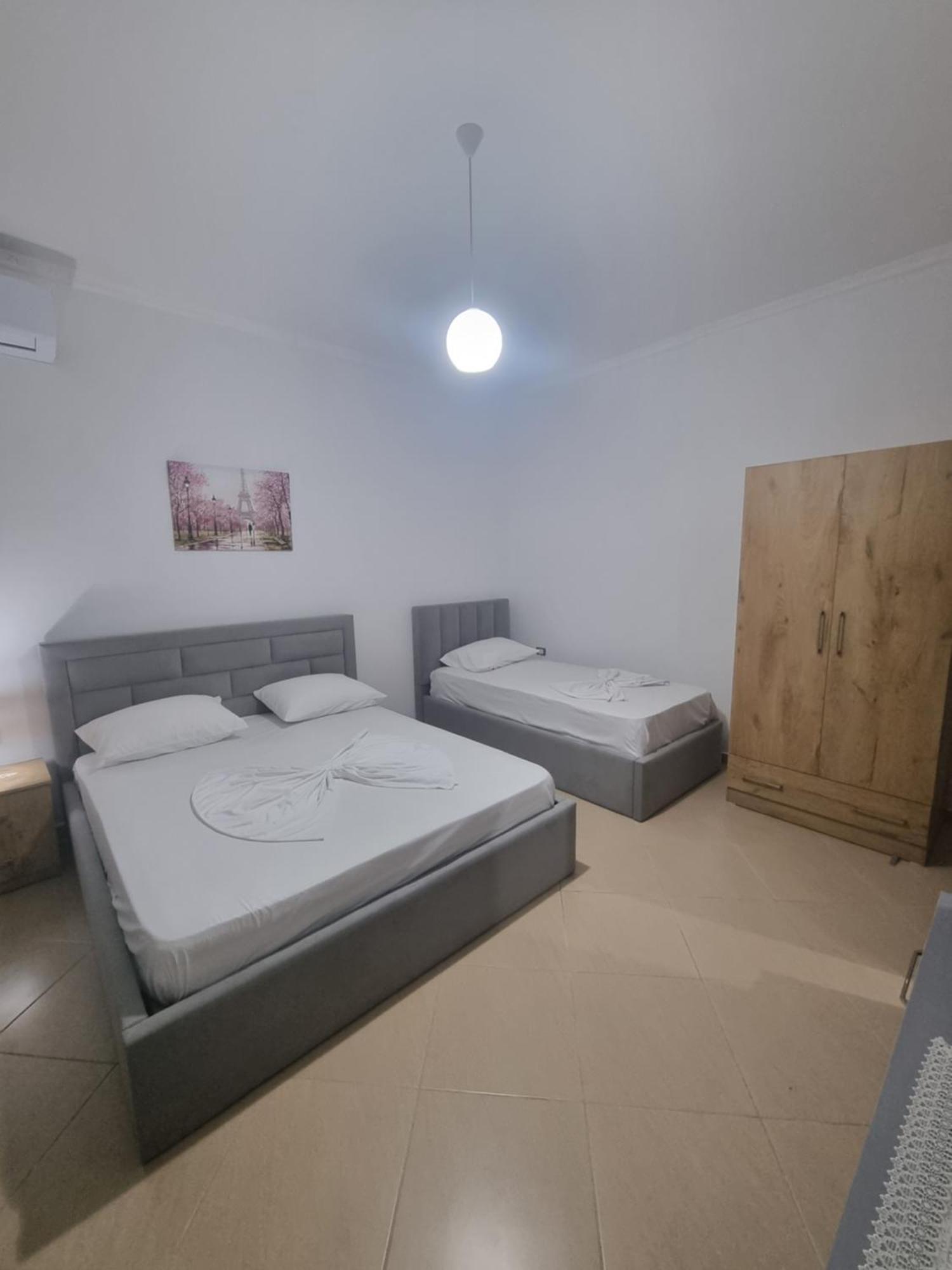 Vila Megi-Rent Room Vlorë Cameră foto